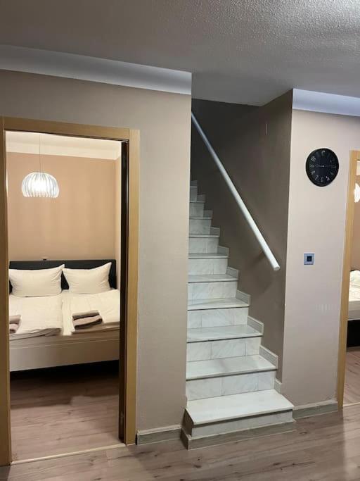 טורבייחה Villa Nadiya App Pool, Parking מראה חיצוני תמונה