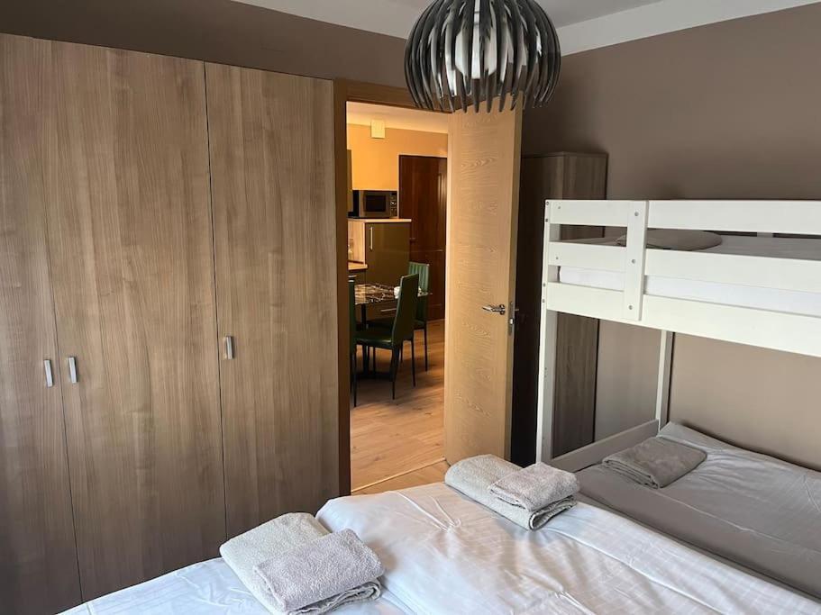 טורבייחה Villa Nadiya App Pool, Parking מראה חיצוני תמונה