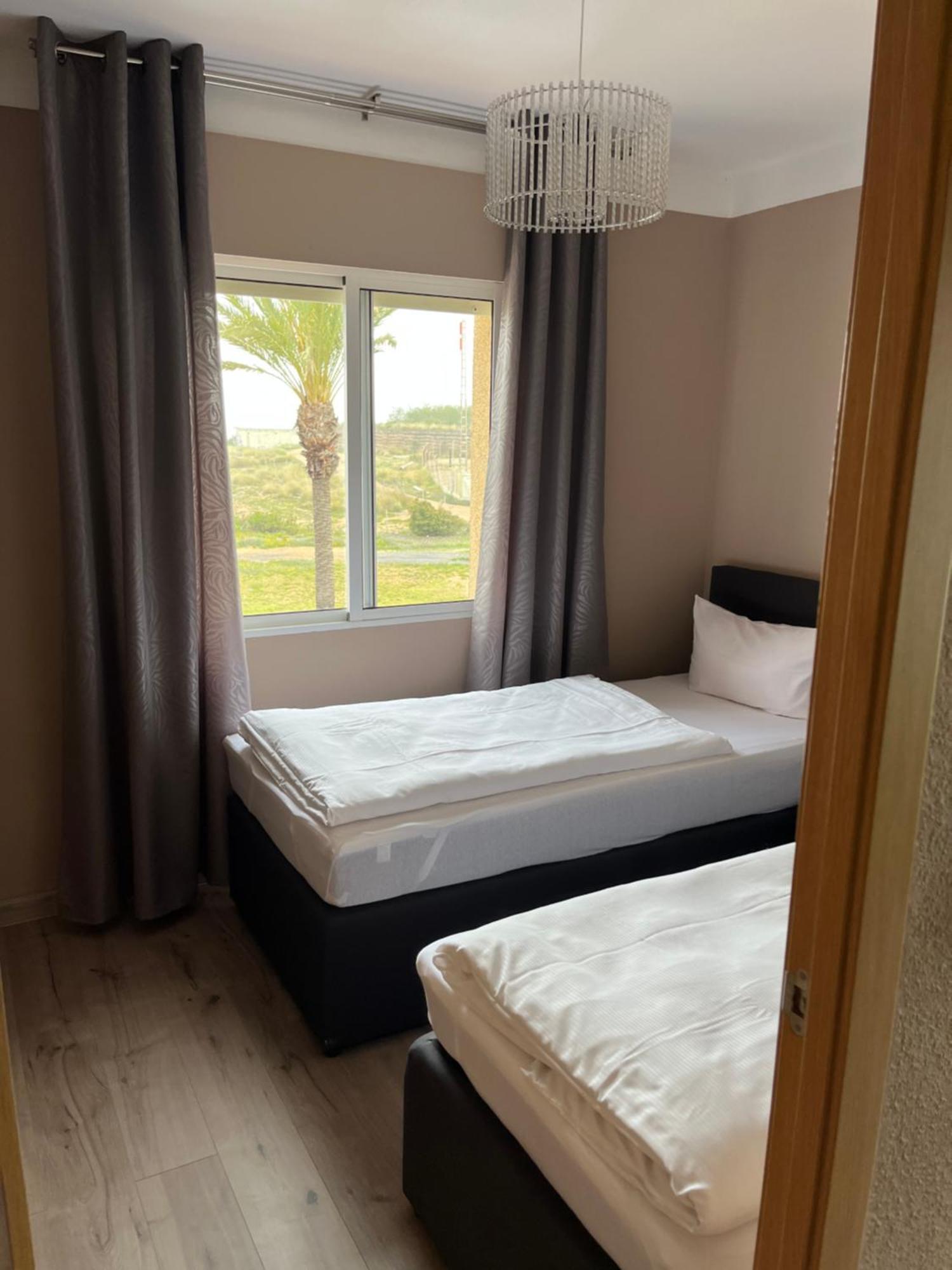 טורבייחה Villa Nadiya App Pool, Parking מראה חיצוני תמונה